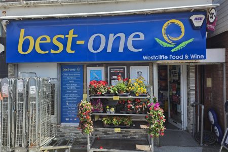 Best One – 11 Westcliffe Dr, FY3 7BJ